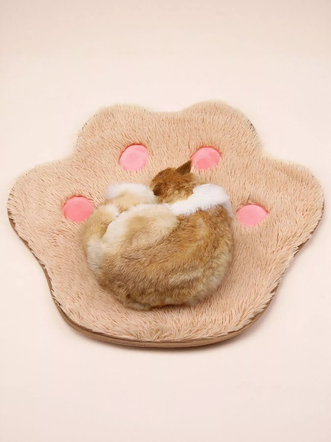 Cute Paw Shape Plush Pet Mat