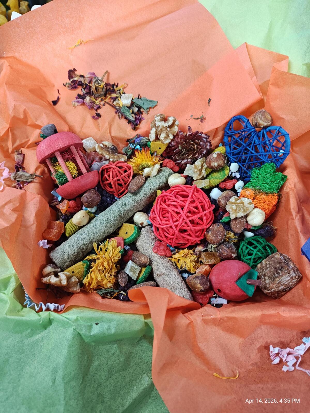 Play & Chew Rodent Fun "No More Boredom" Box - Rats, Mice, Gerbils, Hamsters...