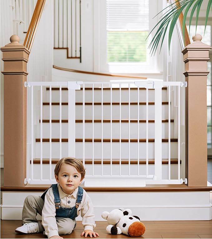 Cumbor 29.7-48" Baby Gate for Stairs, Mom&