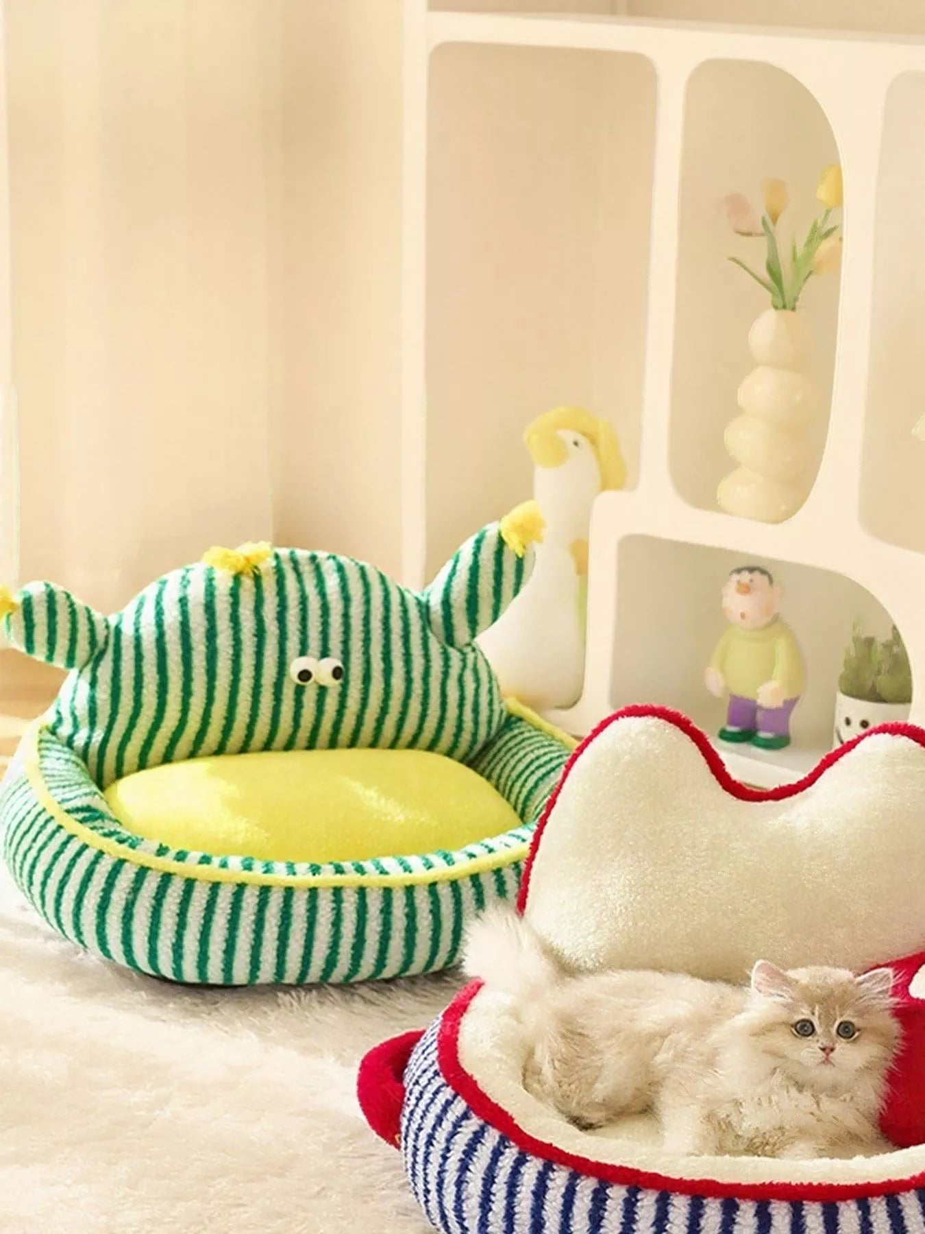 Striped Monster Design Pet Nest