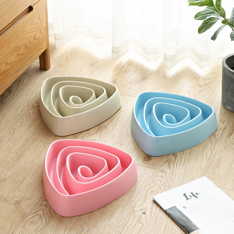Oversized Plastic Triangle Dog Basin