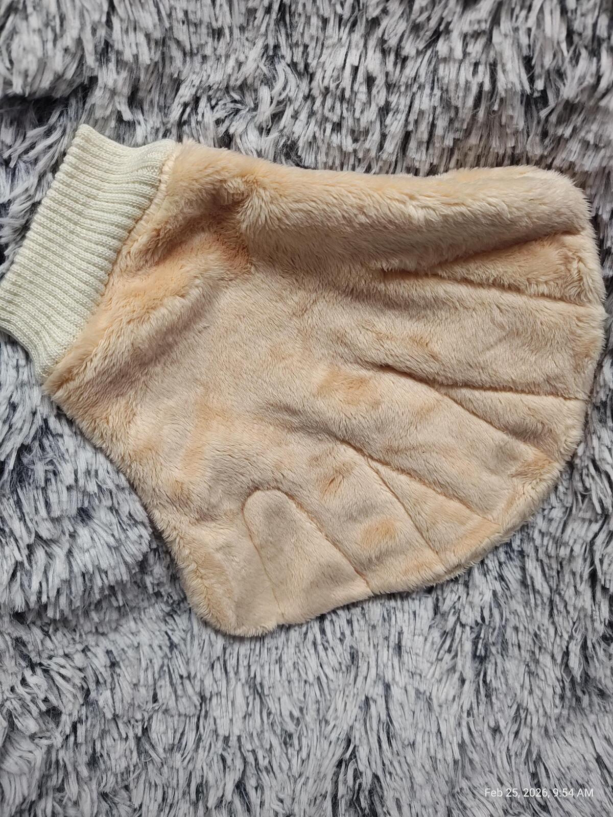 Bonding No-Bite Super Soft Fleece Glove for Small Pets – Cozy Comfort by PNC Family Finds