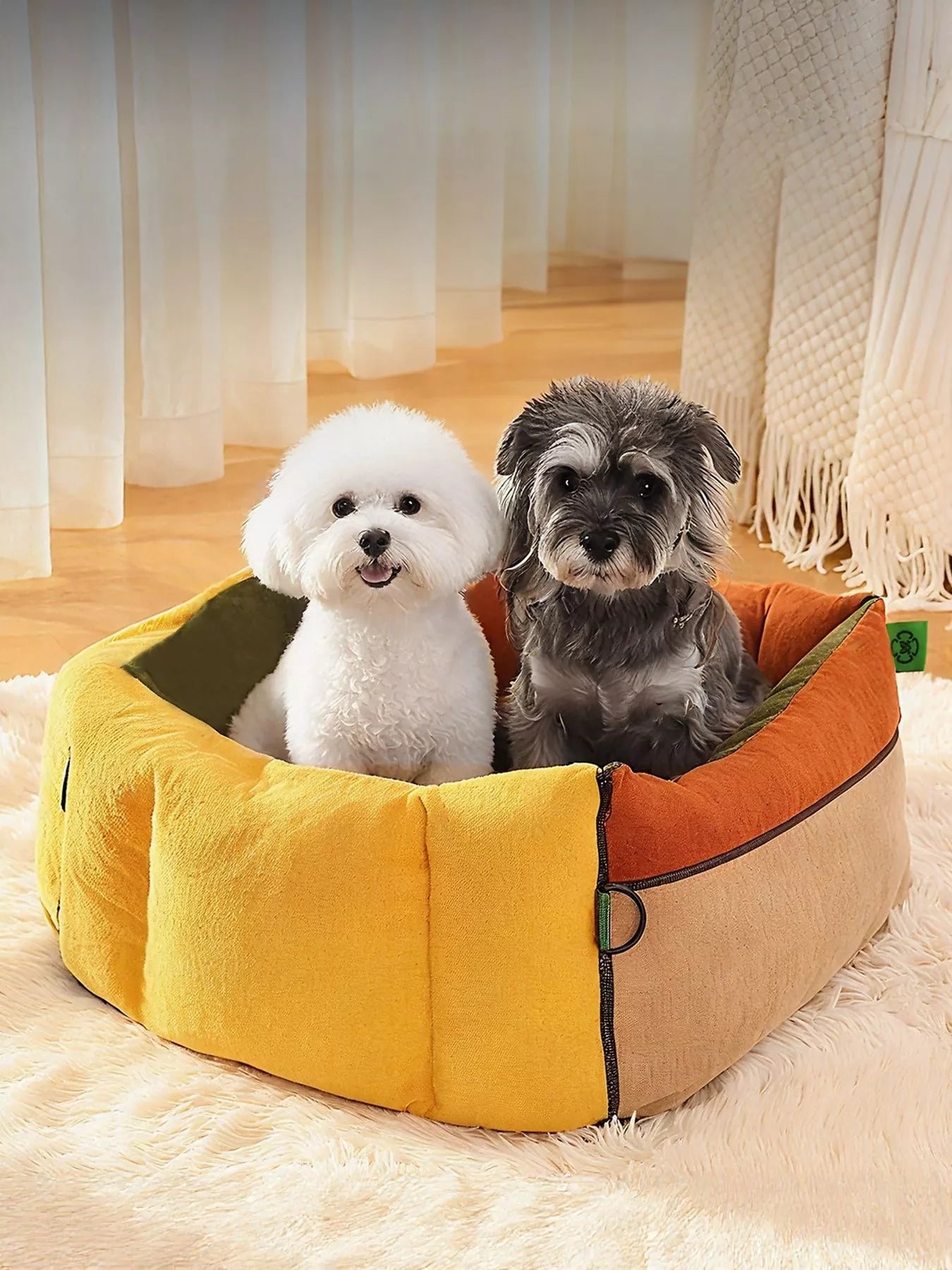 Comfortable &amp; Secure Pet Car Seat Bed
