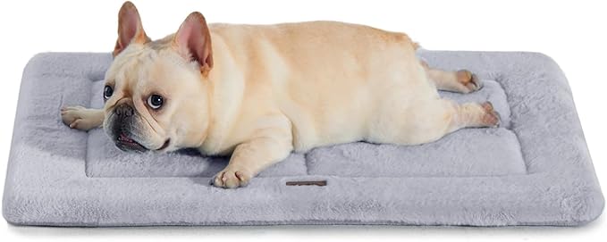 Made4Pets Dog Crate Pad Bed for Medium Dogs, Washable &amp; Reversible, Anti-Slip Kennel Mat for Cozy Sleeping, Soft Fluffy Dog Bed for Indoor &amp; Outdoor Use, 29"x21", Gray