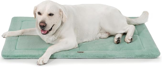 Made4Pets Dog Crate Pad Bed for Extra Large Dogs, Washable &amp; Reversible, Anti-Slip Kennel Mat for Cozy Sleeping, Soft Fluffy Dog Bed for Indoor &amp; Outdoor Use, 48"x30", Green