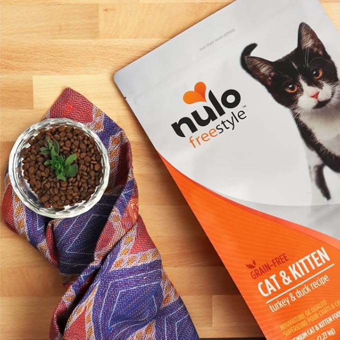 Nulo FreeStyle High Protein Cat &amp; Kitten Food, Turkey &amp; Duck Recipe - Natural Grain-Free Dry Cat Food with Omega Fatty Acids &amp; Probiotics, 14 lb Bag