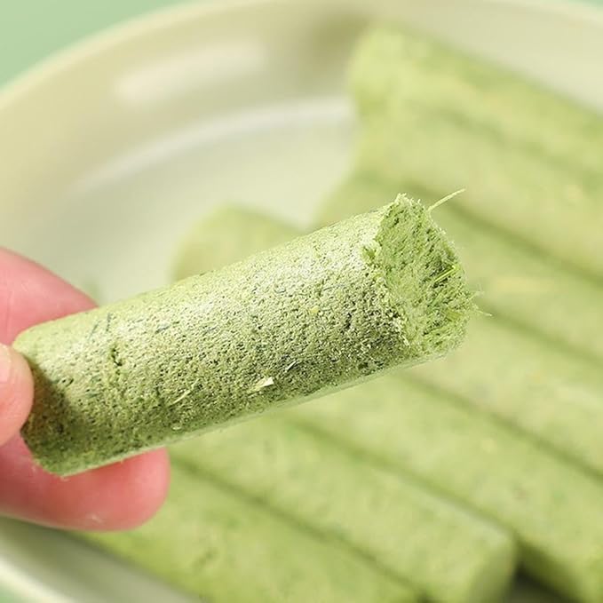 Cat Grass Teething Sticks for Hairball Removal &amp; Teeth Cleaning, Chicken Flavored, Natural Dental Treats for Indoor Cats
