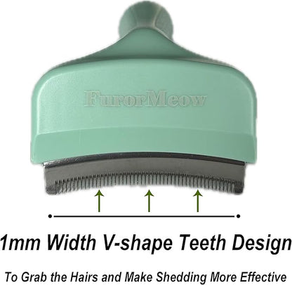Pet Deshedding Tool with Curve Blade, Cat Grooming Brush, Tight V-shaped Teeth Shedding Comb for Cats and Dogs (Green, Small)