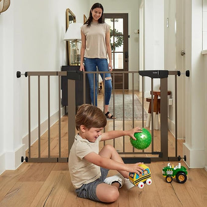 Cumbor 29.7-46" Baby Gate for Stairs, Mom&