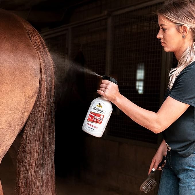 Absorbine ShowSheen Hair Polish &amp; Detangler 32oz Spray Bottle, Horse and Dog Coat, Mane and Tail, Instant Detangling &amp; Reduces Hair Breakage for Healthy Grooming &amp; Radiant Shine