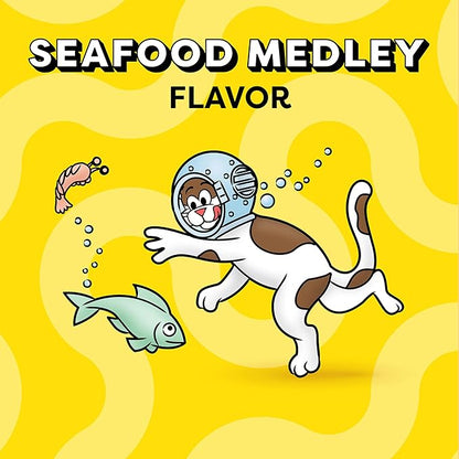 Temptations Classic Crunchy and Soft Cat Treats, Seafood Medley Flavor, 30 oz. Tub