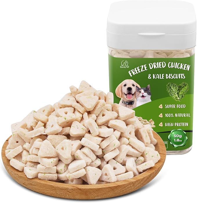 Freeze Dried Chicken &amp; Kale Cube Cat &amp; Dog Treats Biscuits, Dehydrated High Protein Weight Control Traing Treats for Small Dogs Cats 1.8 Ounce