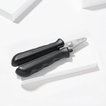 Tweezerman Large Nail Clippers for Dogs &amp; Cats, Manual Professional Cat &amp; Dog Nail Trimmer with Ergonomic Handle