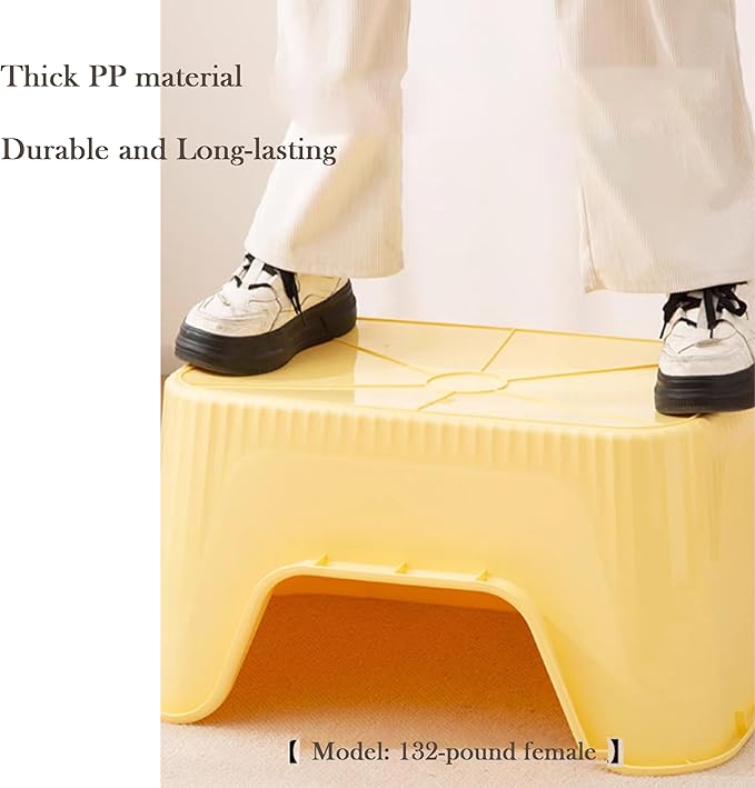 Vealind Jumbo Litter Box, XL Litter Boxes for Big Cats, Extra Large Space, High Sided Litter Pan, Leak-Proof &amp; Anti-Splashing, Easy Clean &amp; Durable (25” * 17” * 13” Yellow)