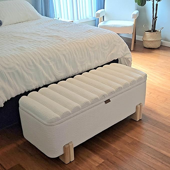 Kmax 45" Storage Bench Faux Fur Entryway Bench Upholstered Ottoman Bench with Wavy Top &amp; Safty Hinge for Bedroom Living Room Hallway, White