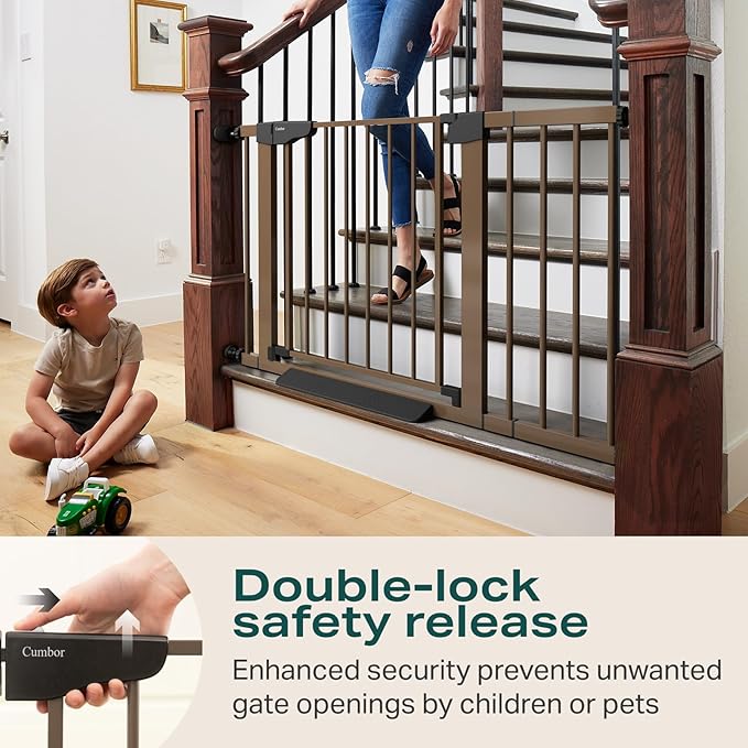 Cumbor 29.7-46" Baby Gate for Stairs, Mom&