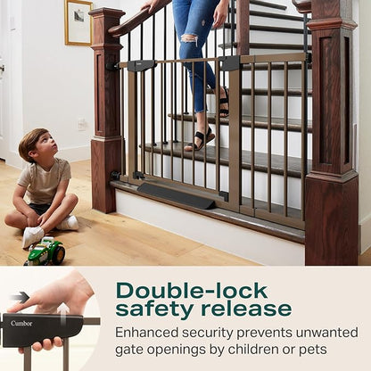 Cumbor 29.7-46" Baby Gate for Stairs, Mom&
