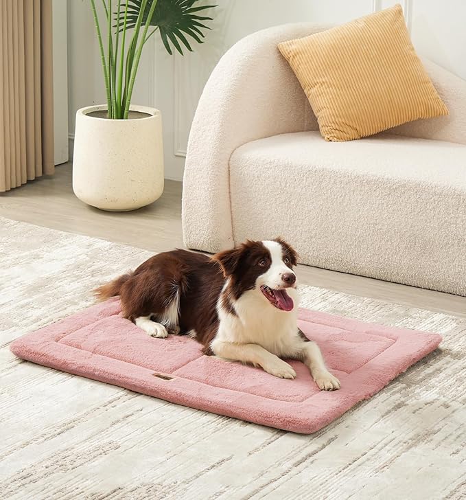 MADE 4 PETS Dog Crate Pad Bed for Small Dogs, Washable &amp; Reversible, Anti-Slip Kennel Mat for Cozy Sleeping, Soft Fluffy Dog Bed for Indoor &amp; Outdoor Use, 24"x18", Pink