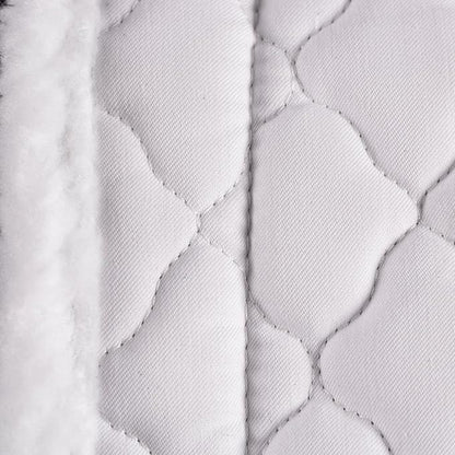 Equinavia Eidsvoll Close Contact English Saddle Pad | Horse Saddle Pad with Shock Absorbing Fleece Top | Hook &amp; Loop Billet Straps, Secure Fit | Breathable for All Riding Styles