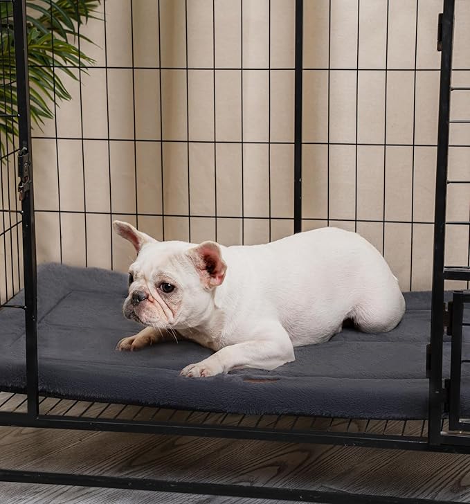 Made4Pets Dog Crate Pad Bed for Medium Dogs, Washable &amp; Reversible, Anti-Slip Kennel Mat for Cozy Sleeping, Soft Fluffy Dog Bed for Indoor &amp; Outdoor Use, 29"x21", Dark Gray