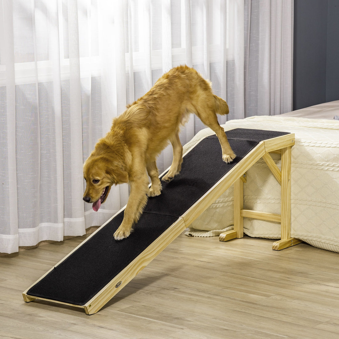 PawHut Dog Ramp for Bed with Non-Slip Carpet