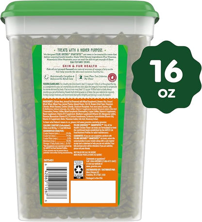 Greenies Feline Smartbites Skin &amp; Fur Health Crunchy and Soft Cat Treats, Chicken Flavor, 16 oz. Tub