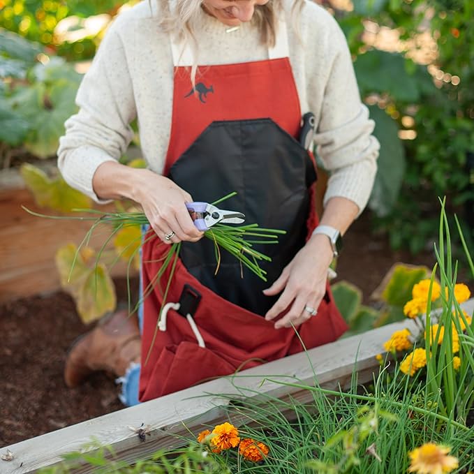 Roo Gardening Apron with Pockets &amp; Harvesting, Picking Pouch - Adjustable, Water-resistant, Washable Canvas Cotton