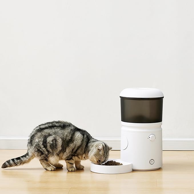 Amazon Basics Automatic Feeder for Cats and Dogs with Speed &amp; Portion Control, 4L Capacity, White