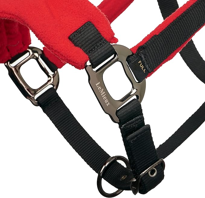 LeMieux Vogue Fleece Headcollar - Halter &amp; Leadrope - Extra Padding, Adjustable at Curb and Poll Strap