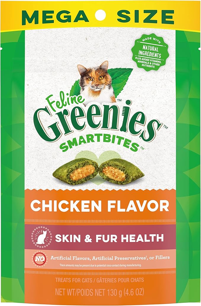 Greenies Feline Smartbites Skin &amp; Fur Crunchy and Soft Cat Treats, Chicken Flavor, 4.6 oz. Pack
