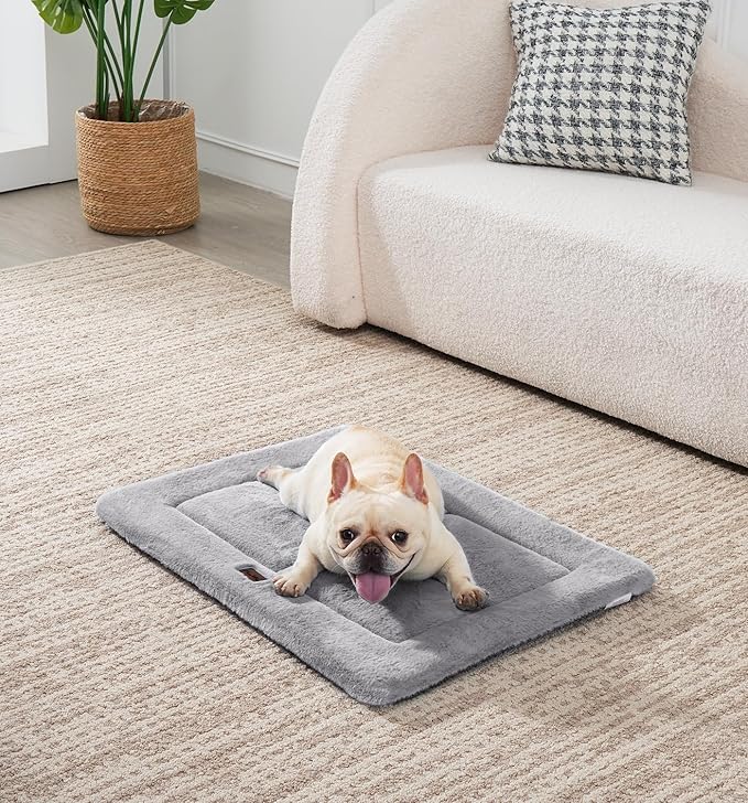 Made4Pets Dog Crate Pad Bed for Small Dogs, Washable &amp; Reversible, Anti-Slip Kennel Mat for Cozy Sleeping, Soft Fluffy Dog Bed for Indoor &amp; Outdoor Use, 24"x18", Gray