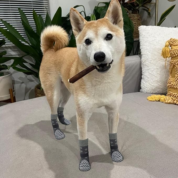 EXPAWLORER Anti Slip Dog Socks to Prevent Licking Paws, Dog Shoes for Hot Pavement, Dog Booties for Small Medium Large Senior Dogs, Traction Control Dog Boots &amp; Paw Protectors for Hardwood Floors