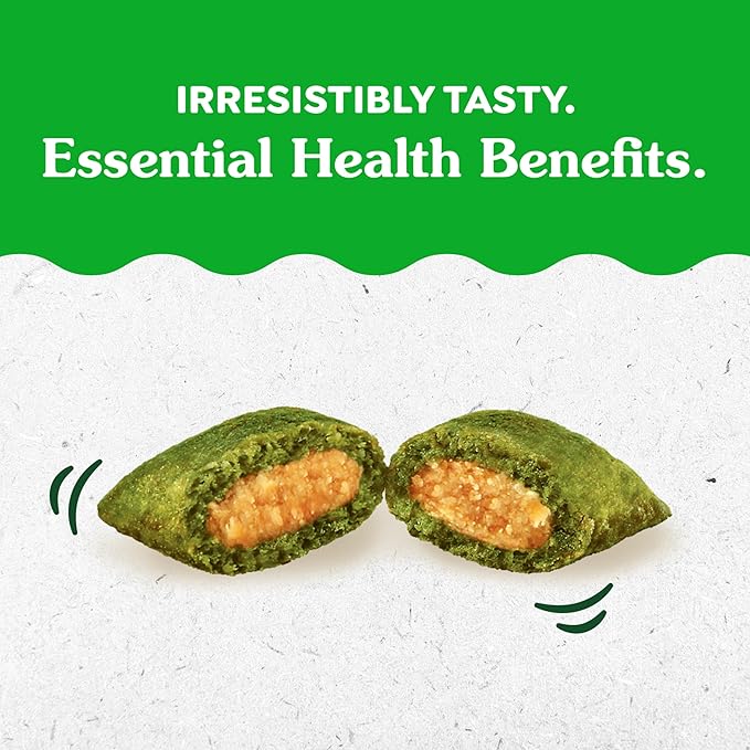 Greenies Feline Smartbites Skin &amp; Fur Health Crunchy and Soft Cat Treats, Salmon Flavor, 4.6 oz. Pack