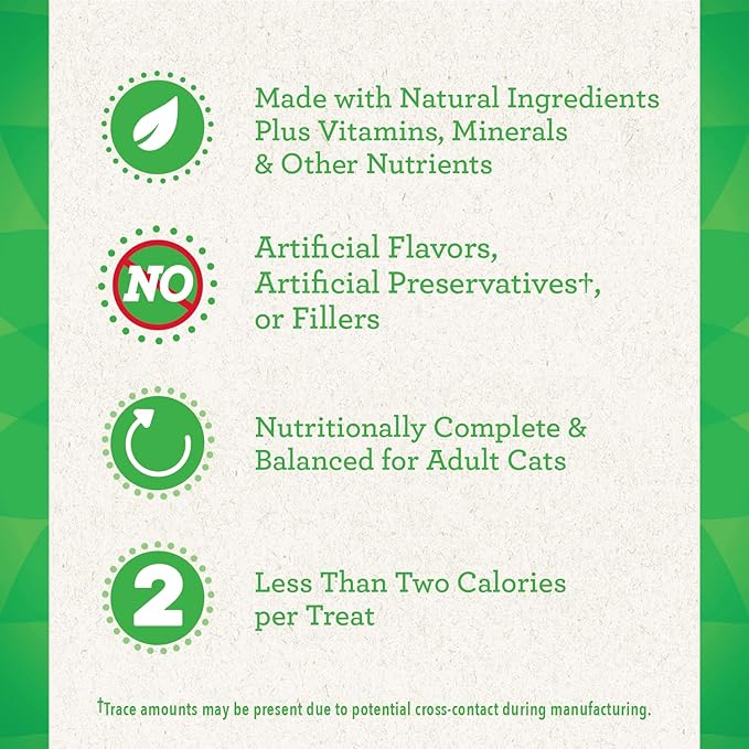 Greenies Feline Smartbites Skin &amp; Fur Crunchy and Soft Natural Cat Treats, Chicken Flavor, 4.6 oz. Pack (Pack of 2)