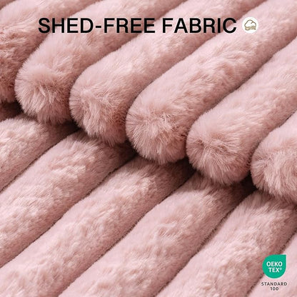 MEWOOFUN Donut Dog Beds for Small Dog, Calming Bed Round Cute Puppy Bed with Non-Slip Bottom, Fluffy Washable Pet Bed for Puppy and Kitten (Pink, M (30x30x8))