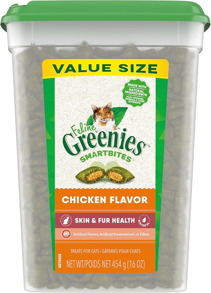 Greenies Feline Smartbites Skin &amp; Fur Health Crunchy and Soft Cat Treats, Chicken Flavor, 16 oz. Tub