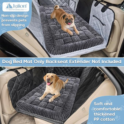 Dog Car Bed Mat, Non-Slip Backseat Extender Pet Blanket, Plaid Dog Bed for Trucks, Sedans &amp; Large SUVs, Chew-Resistant Travel Pad for Dogs, Easy Clean &amp; Scratch-Proof &amp; Comfort（56"x28.7" Gray