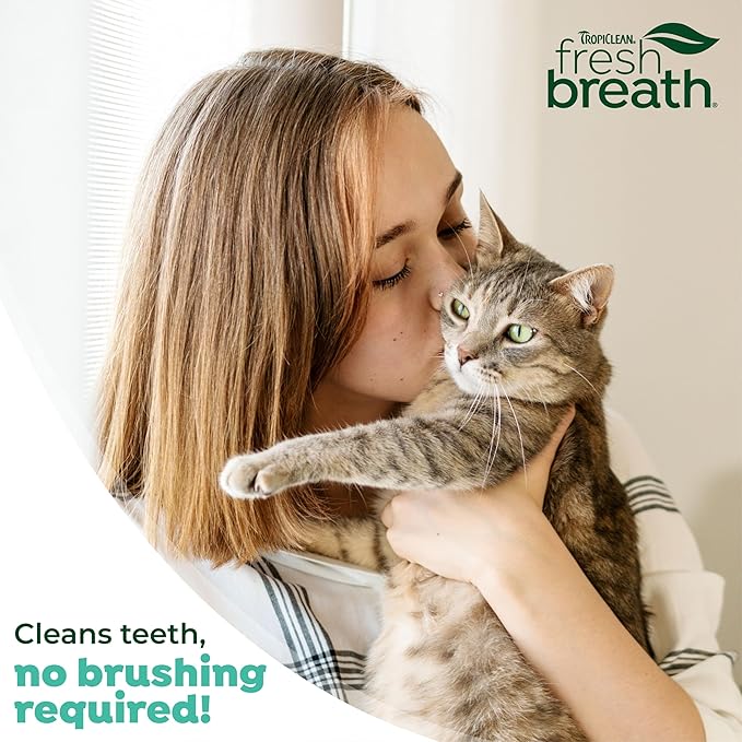 TropiClean Fresh Breath Cat Toothpaste for Teeth Cleaning, Breath Freshener, Easy to Use Plaque &amp; Tartar Remover Gel, No Toothbrush Needed, 2oz.