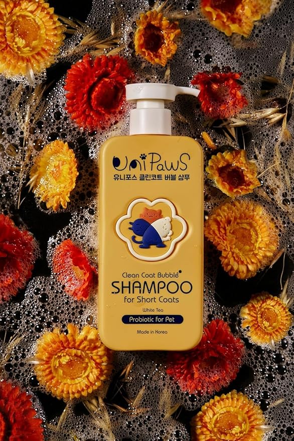 Unipaws Probiotic Dog Shampoo for Short-Haired Coats – Itch Relief, Deodorizing &amp; Hydrating for Healthy, Fresh Skin with Calendula &amp; Oatmeal – EWG Green &amp; White Tea Scent, Made in Korea, 16.9 Fl Oz