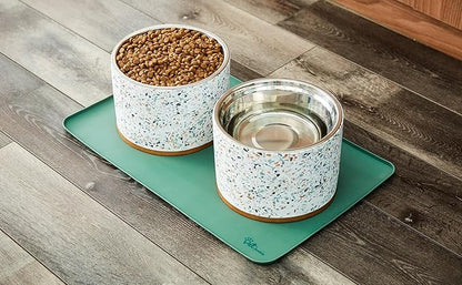 Silicone Dog Mat for Water Bowl and Food Dish, Pet Mat for Floors, Waterproof Dog Food Tray (Green)