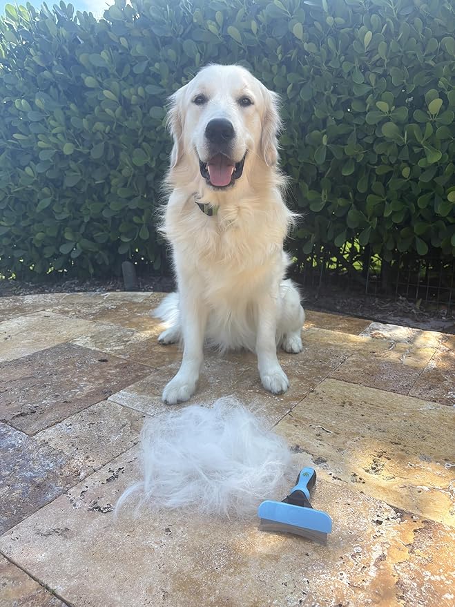 Large Pet Grooming Brush - Deshedding Dematting Tool, Undercoat Deshedding for Dogs &amp; Cats, Extra-Wide and Curved Grooming Brush &amp; Deshedder Comb for Long Hair, Reduces Shedding