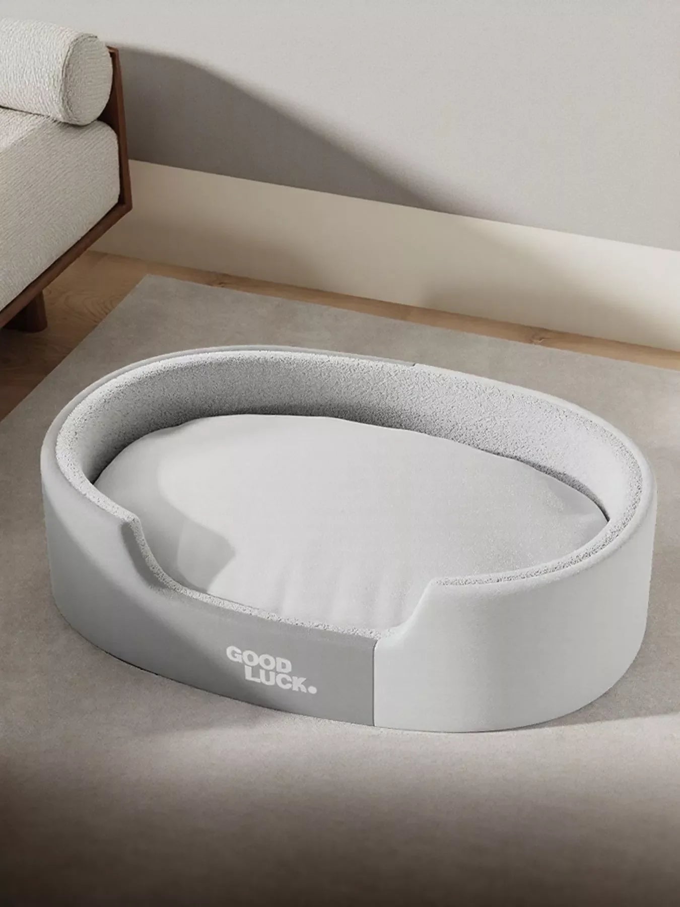 Thickened Oval Two-Tone Plush Pet Nest