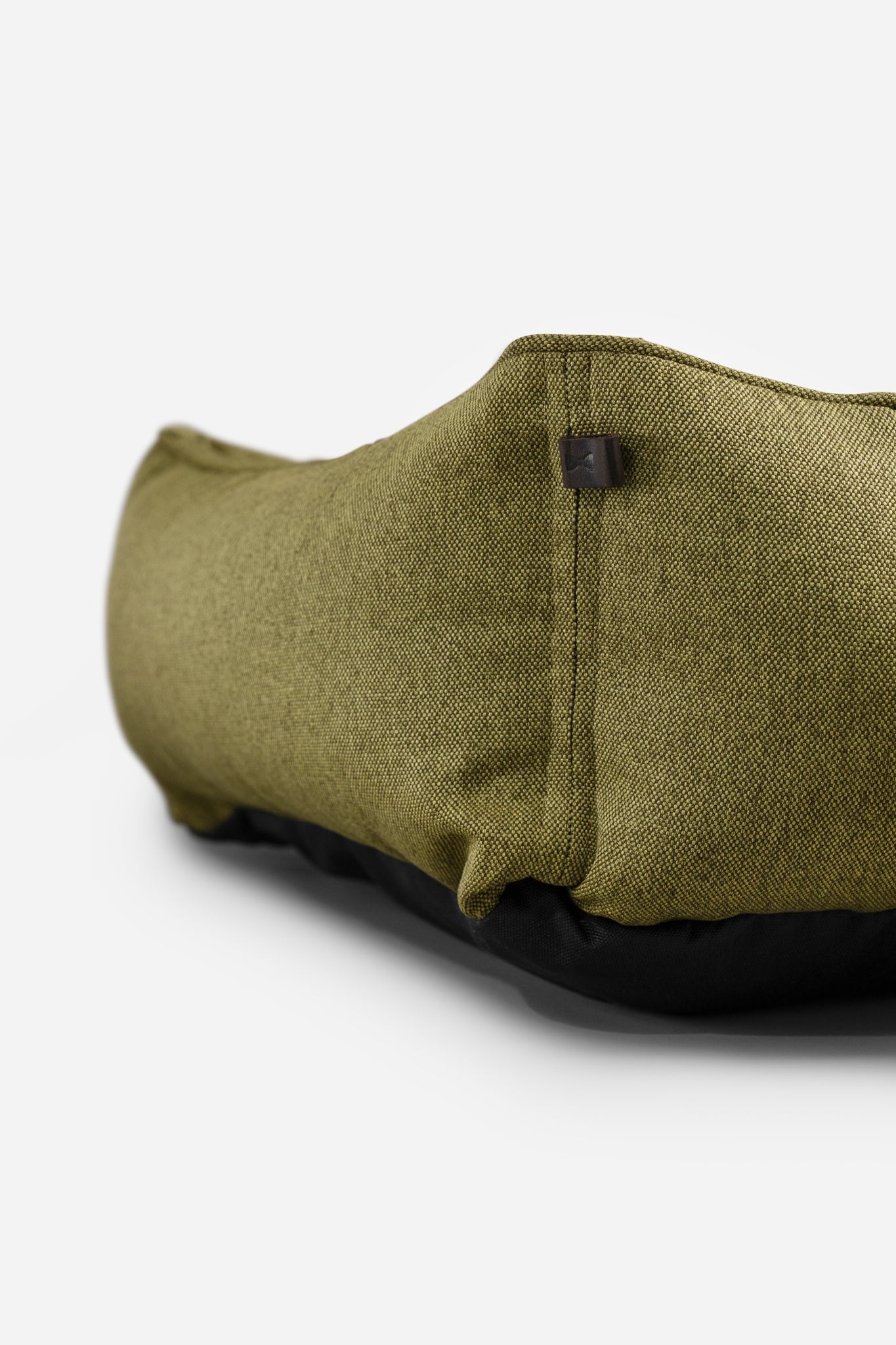 Chester &amp; Lee | Cotton Sleeper Dog Bed Olive