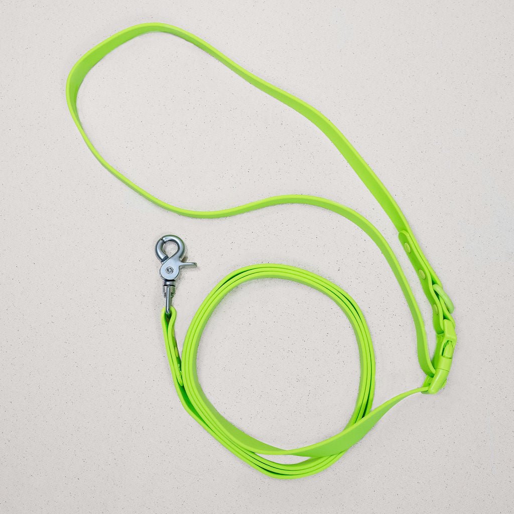 Tilley + Me PVC Handsfree Dog Leash - All Weather Waterproof Durable &amp; Odor-Resistant