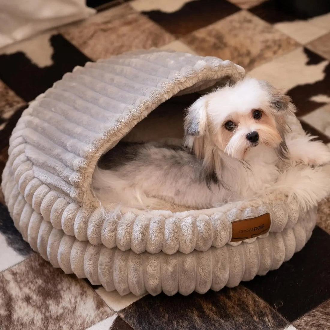 Fluffy Round Soft Cat Bed – Washable Plush Pet Bed for Cats &amp; Small Dogs