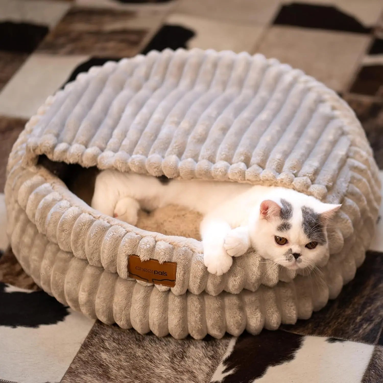 Fluffy Round Soft Cat Bed – Washable Plush Pet Bed for Cats &amp; Small Dogs