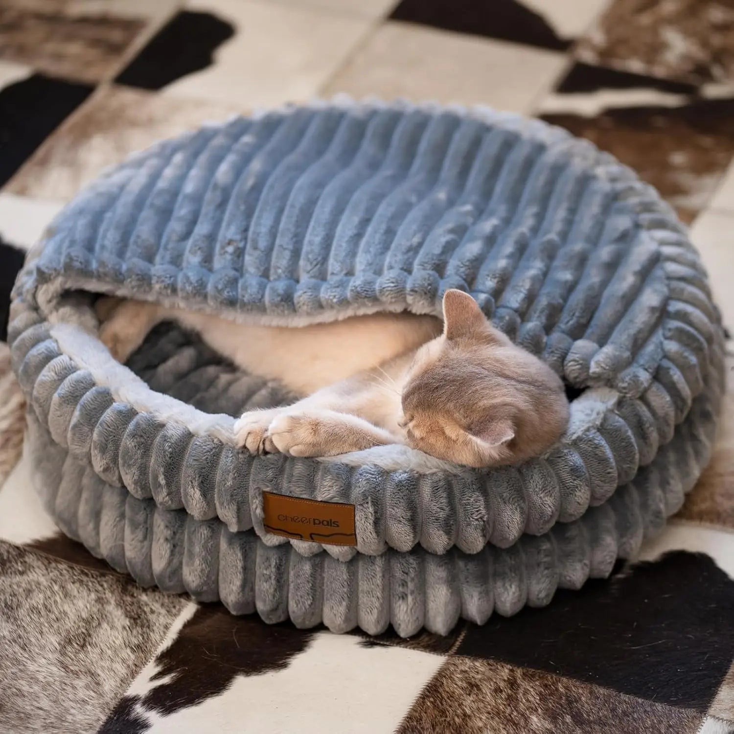 Fluffy Round Soft Cat Bed – Washable Plush Pet Bed for Cats &amp; Small Dogs