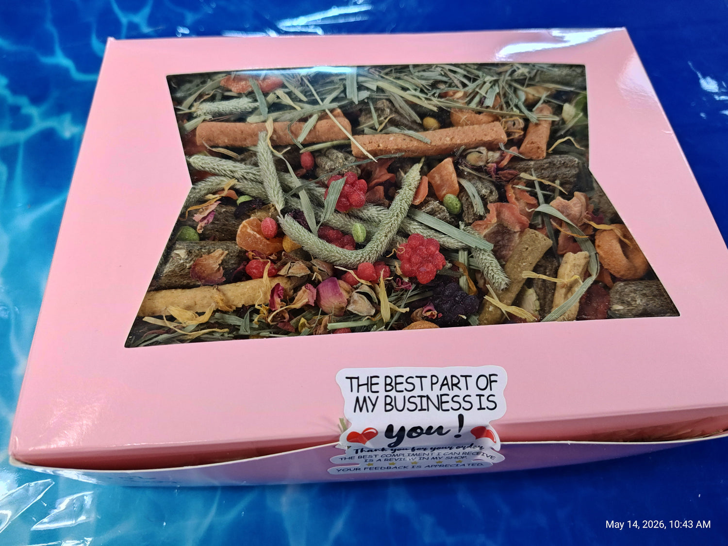 Fun &amp; Forage "No More Boredom" Box 10 OZ- Chinchillas, Guinea Pigs, Rabbits