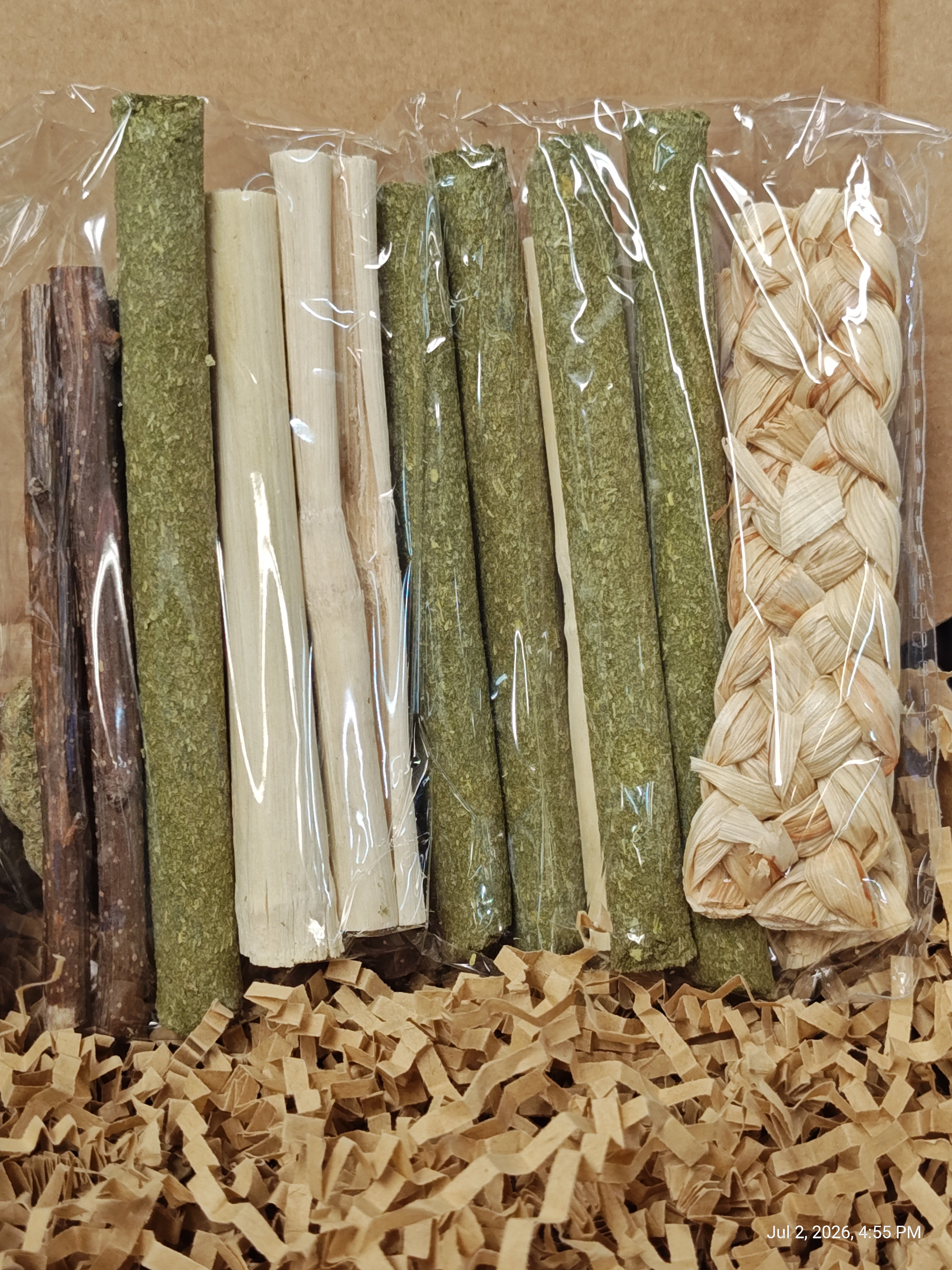 Play &amp; Chew Toys &amp; More Perfect for Cavy, Rabbits &amp; Rodents