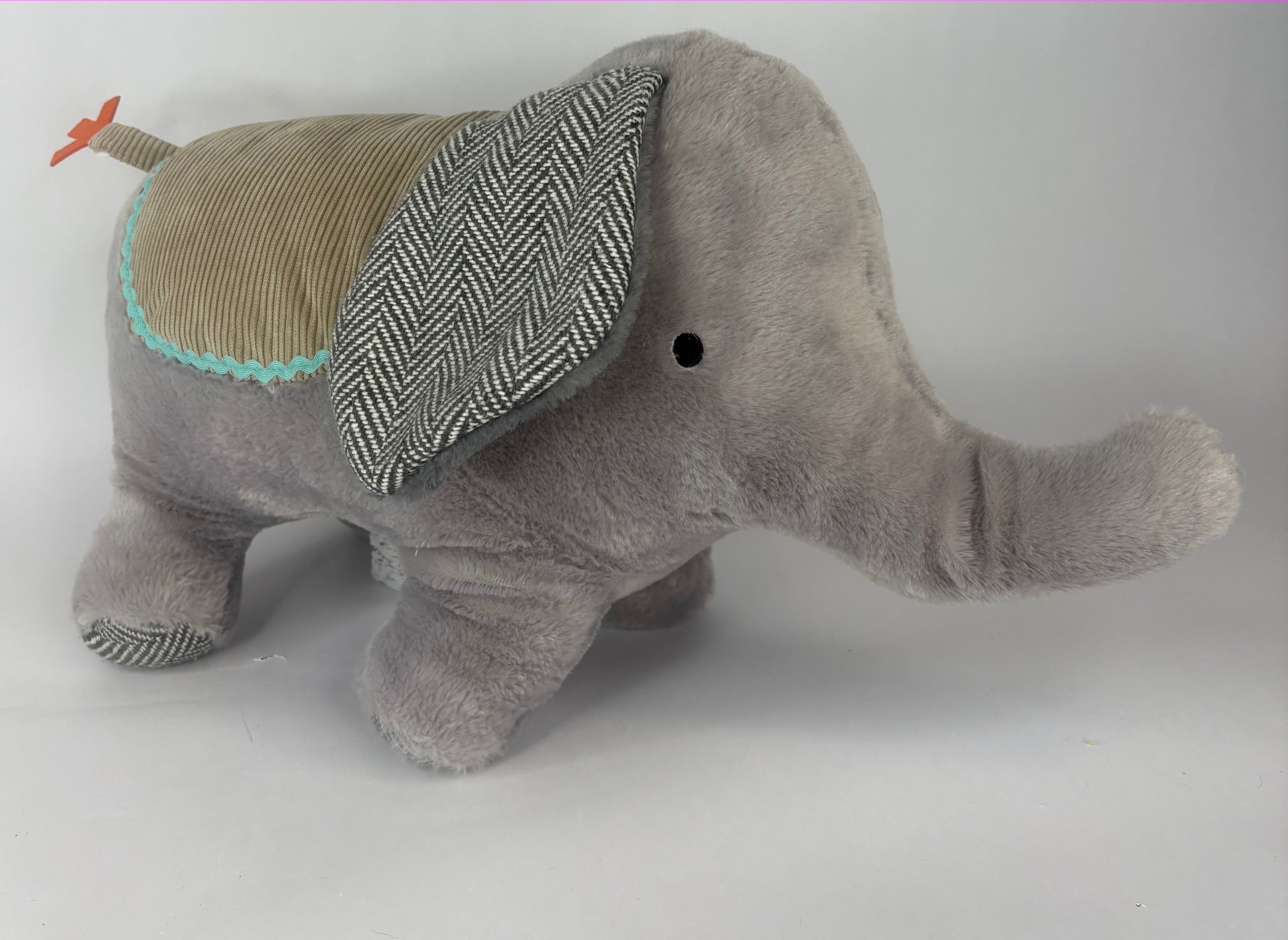 Extra Large / XL Stuffed &amp; SQUEAKY Dog Toys: 15"-20"